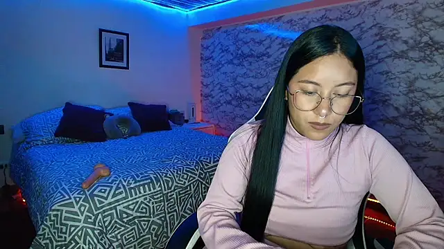 Camila IRoose online show from 02-27-26, 10:10