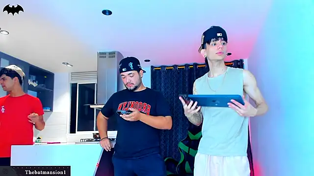 TheBatMansion online show from 02-26-26, 01:15