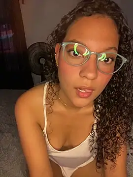 CristalXO online show from 04-04-26, 04:04