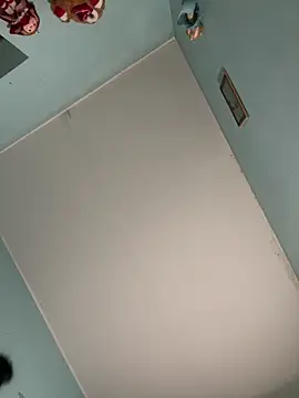 Aloyenita online show from 02-04-26, 01:39