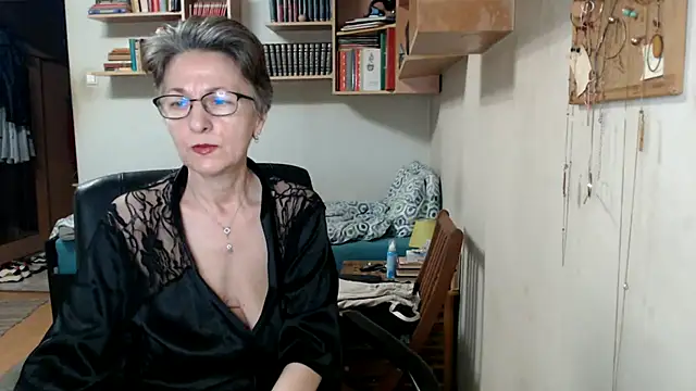Snapshot of katemodel chatting on 09-13-25, 06:46 katemodel online show from 09-13-25, 06:46