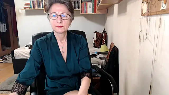 Snapshot of katemodel chatting on 09-28-25, 06:41 katemodel online show from 09-28-25, 06:41
