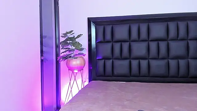 mia roosee1 online show from 03-19-26, 06:06