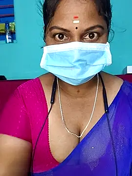 Snapshot of TamilSembaruthi143 chatting on 05-14-26, 09:21 TamilSembaruthi143 online show from 05-14-26, 09:21