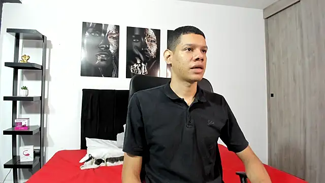 milo cruz  online show from 02-05-26, 03:27