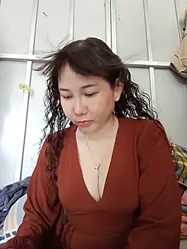 Snapshot of Ana-love2026 chatting on 05-10-26, 02:17 Ana-love2026 online show from 05-10-26, 02:17