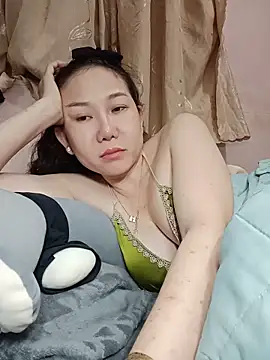 Snapshot of Ana-love2026 chatting on 05-21-26, 02:24 Ana-love2026 online show from 05-21-26, 02:24