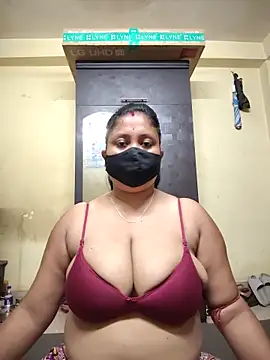Curvy Trisha online show from 05-24-26, 02:33