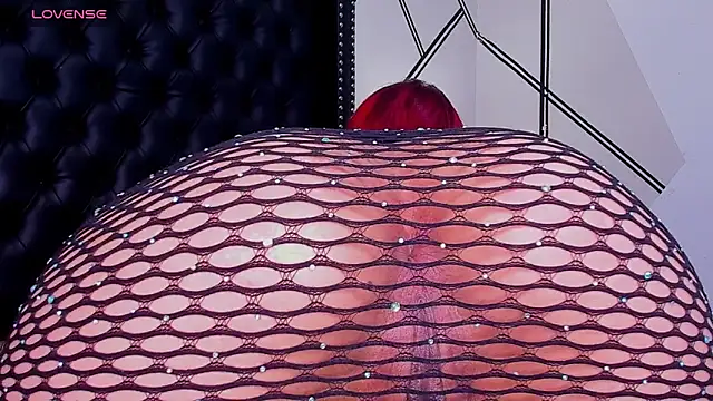 Snapshot of _Cherry_fox chatting on 02-17-26, 12:56 Cherry fox online show from 02-17-26, 12:56