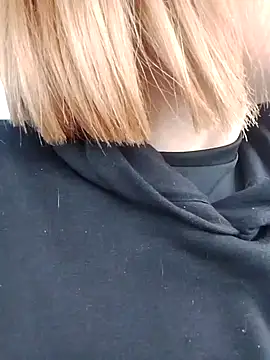 SequereCorTuum online show from 02-10-26, 03:05