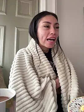 Bonny Eva online show from 04-19-26, 04:39