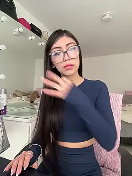 Snapshot of Bonny_Eva chatting on 06-08-26, 04:07 Bonny Eva online show from 06-08-26, 04:07