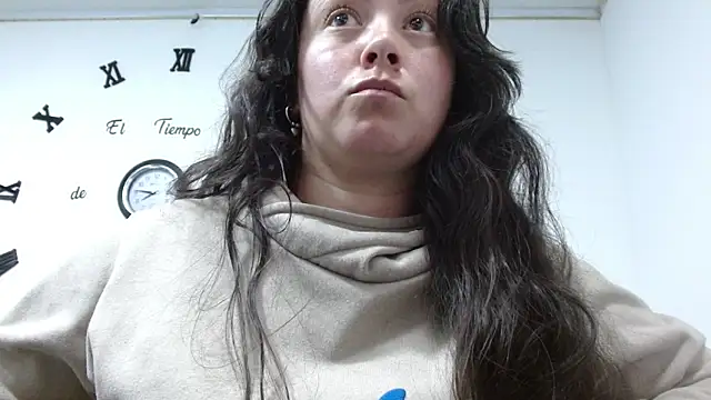 ElaMurray02 online show from 02-13-26, 03:41