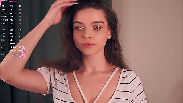 Snapshot of LoveMillier chatting on 03-11-26, 09:10 LoveMillier online show from 03-11-26, 09:10