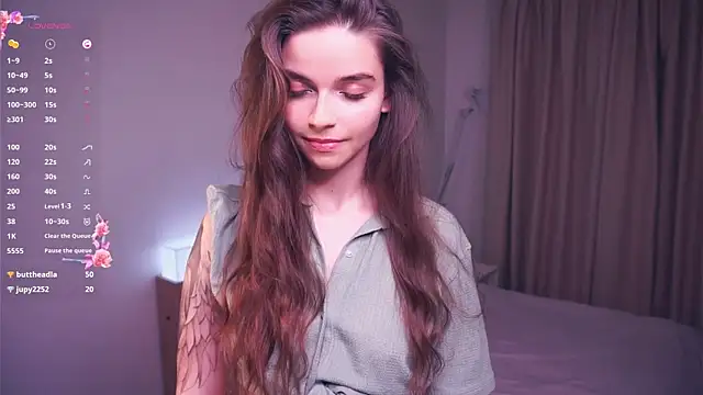 LoveMillier online show from 06-12-26, 10:52