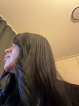 Snapshot of lorry6 chatting on 02-25-26, 08:35 lorry6 online show from 02-25-26, 08:35