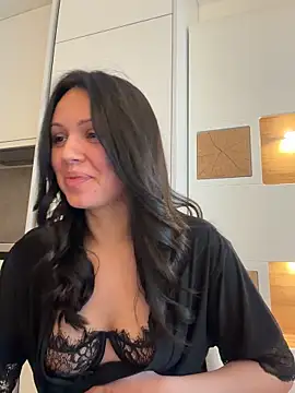 Snapshot of lorry6 chatting on 03-10-26, 08:30 lorry6 online show from 03-10-26, 08:30