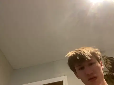 yourwhiteboy1 online show from 03-05-26, 01:01