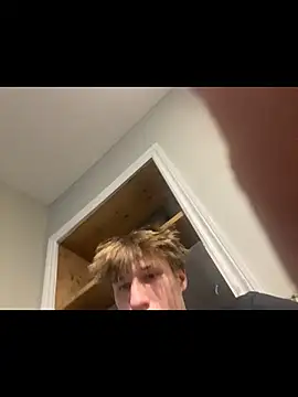 Snapshot of yourwhiteboy1 chatting on 03-16-26, 06:17 yourwhiteboy1 online show from 03-16-26, 06:17
