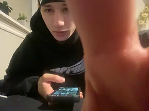 Snapshot of yourwhiteboy1 chatting on 03-20-26, 01:43 yourwhiteboy1 online show from 03-20-26, 01:43