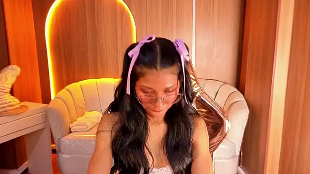 Alina b  online show from 07-17-26, 08:03