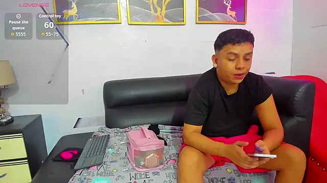 Snapshot of Candy_bhraun chatting on 03-01-26, 01:18 Candy bhraun online show from 03-01-26, 01:18