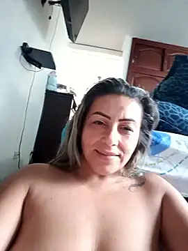 Snapshot of maynor_1998 chatting on 05-26-26, 11:28 maynor 1998 online show from 05-26-26, 11:28