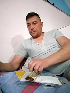 Miki01881 online show from 04-30-26, 11:38