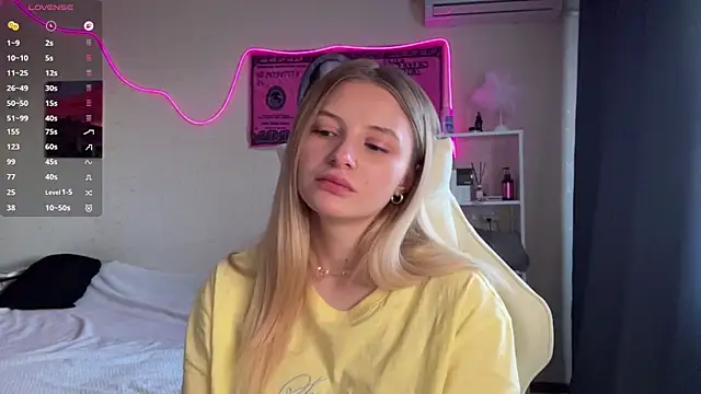 VibeVi online show from 04-28-26, 01:05