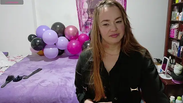 Tammy Parker online show from 06-06-26, 05:34