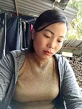 Snapshot of Ella-aa chatting on 03-10-26, 05:56 Ella-aa online show from 03-10-26, 05:56