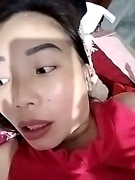 Snapshot of Ella-aa chatting on 03-11-26, 02:56 Ella-aa online show from 03-11-26, 02:56