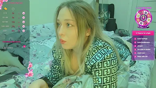 Snapshot of Emiliaaah chatting on 02-20-26, 08:53 Emiliaaah online show from 02-20-26, 08:53