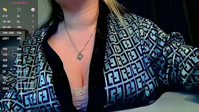 Snapshot of Emiliaaah chatting on 03-09-26, 05:28 Emiliaaah online show from 03-09-26, 05:28