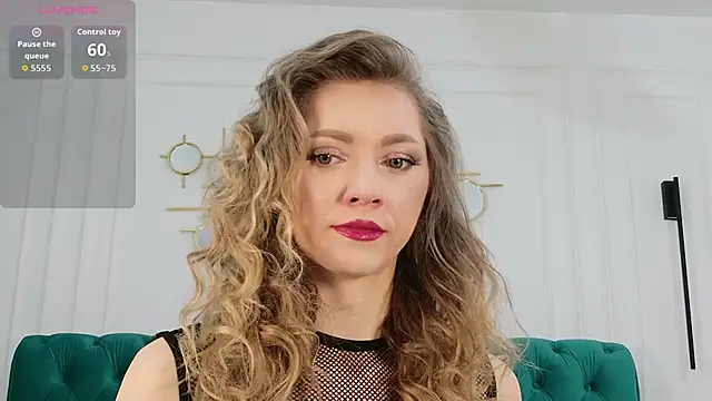 IrisLayne online show from 04-26-26, 04:32