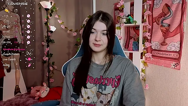 Snapshot of Sea_Siren chatting on 02-06-26, 07:23 Sea Siren online show from 02-06-26, 07:23