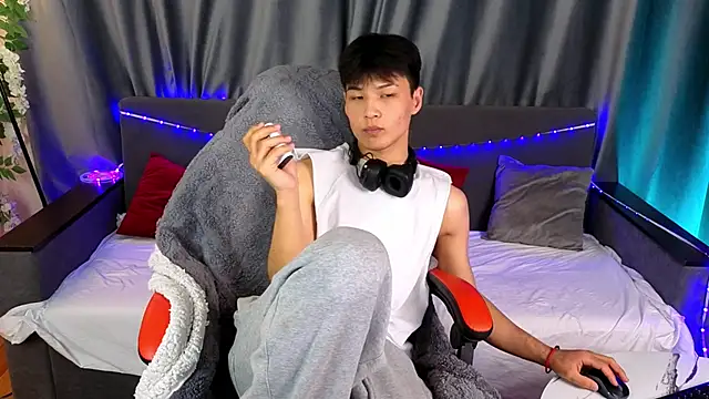 XanneLL online show from 02-26-26, 06:40