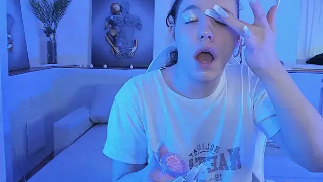 Madison dolly online show from 03-03-26, 02:07