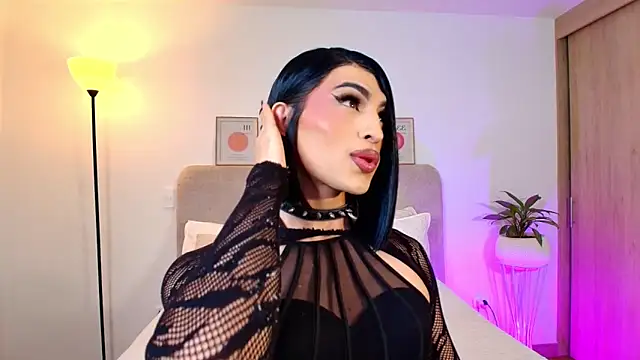 KarolPortellaa online show from 04-26-26, 12:47