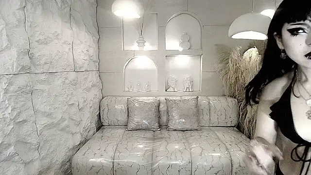 vampkitty r online show from 02-04-26, 12:55