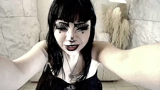 vampkitty r online show from 02-11-26, 01:10