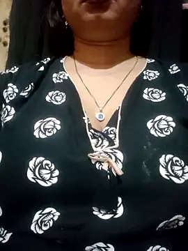 PARI51 online show from 04-05-26, 08:28