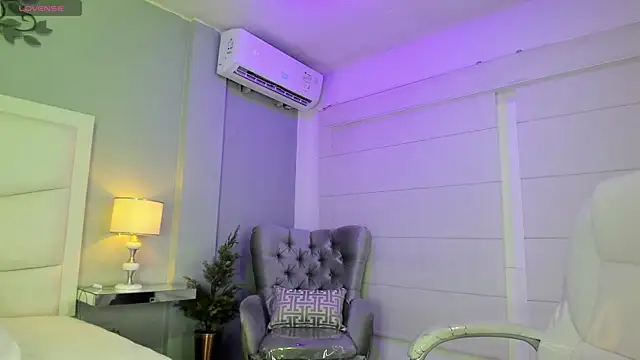 THALIA 13 online show from 03-19-25, 04:03