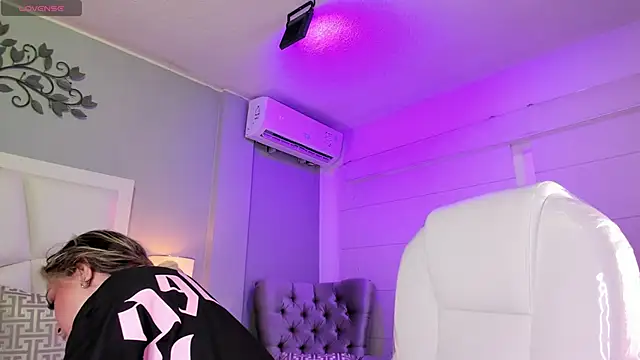 THALIA 13 online show from 03-22-25, 04:03