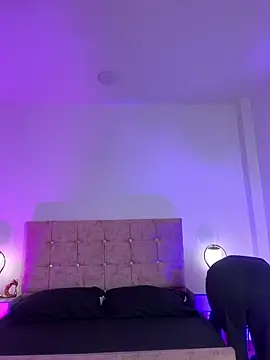 Annie bonnie  online show from 04-30-26, 11:38