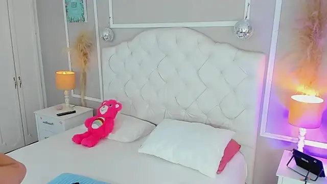 saryth hott online show from 03-12-26, 02:34