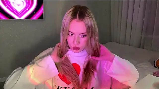 Between Eeys online show from 03-12-26, 04:35