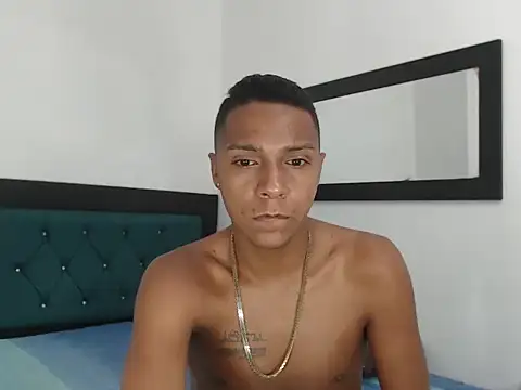 hotboyluxe online show from 04-22-26, 02:29