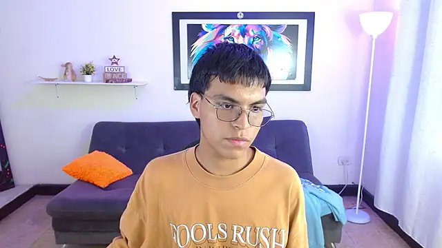 Maecum18 online show from 03-26-26, 10:04