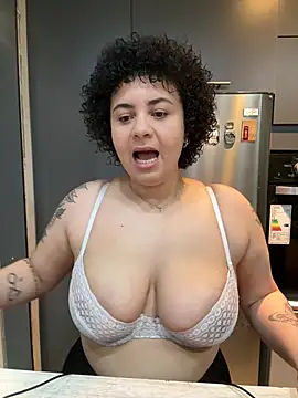 BabyChanntal online show from 02-17-26, 02:35